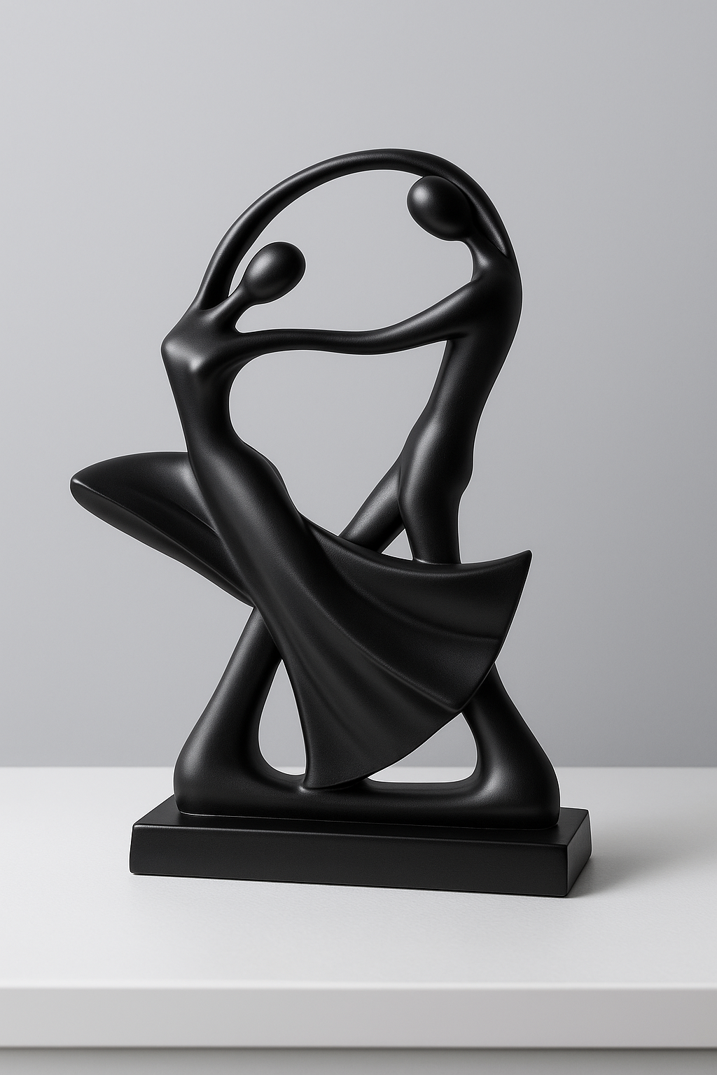 Romantic Dancing Couple Statue – 30 cm | Black | Polyresin